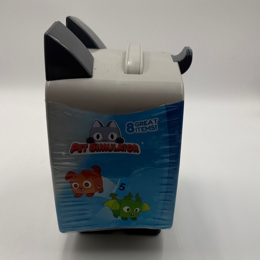 NEW- Pet Simulator Collector Bundle Action Figure Playset - Picture 3 of 4